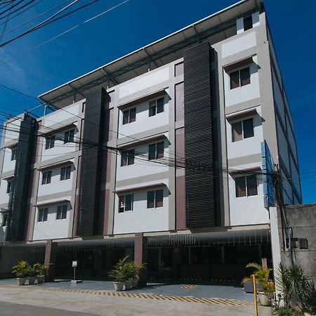 Reddoorz @ Leoncia Apartelle Mandaue City Ngoại thất bức ảnh
