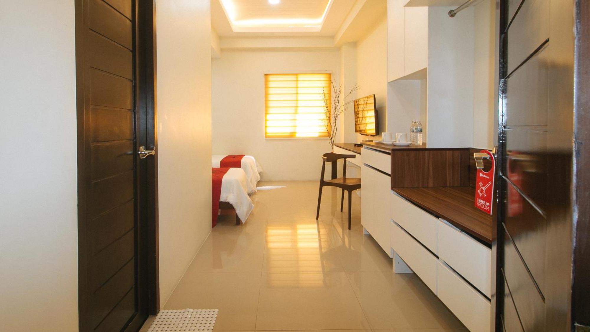 Reddoorz @ Leoncia Apartelle Mandaue City Ngoại thất bức ảnh