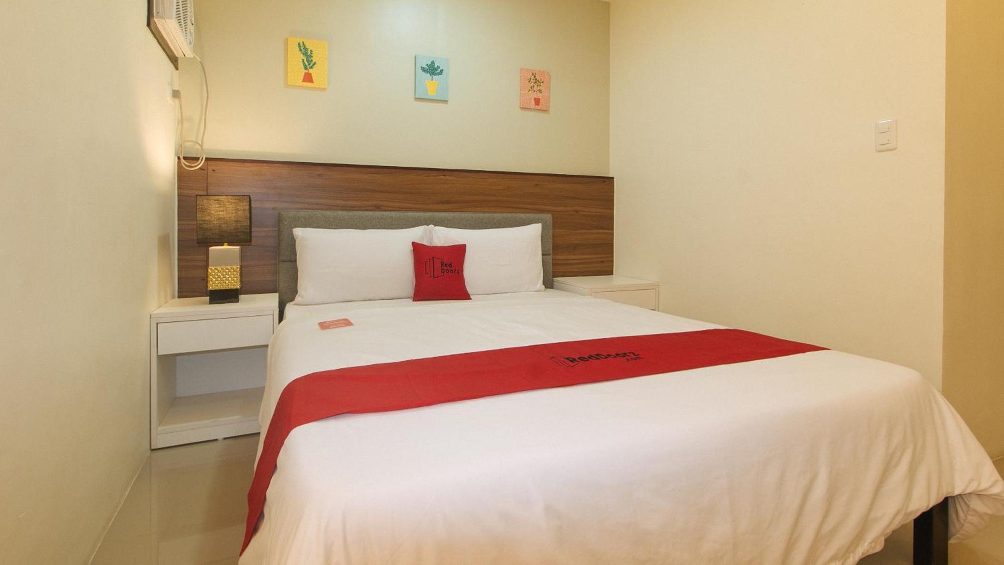Reddoorz @ Leoncia Apartelle Mandaue City Ngoại thất bức ảnh